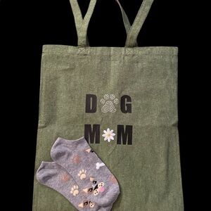 Chic Green Dog Mom Tote with Adorable Gray Socks